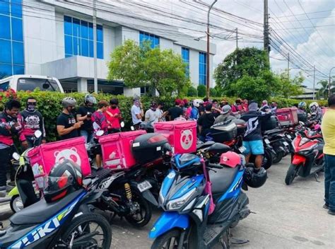 The Rise of Delivery Riders in the Philippines: A Look into the Lives.